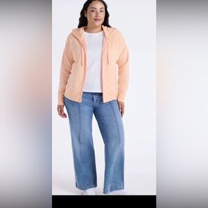 Woman's FLEECE HOODIE- Size 22 (XXXL)Full Zip- APRICOT-Time and Tru
RELAXED FIT
